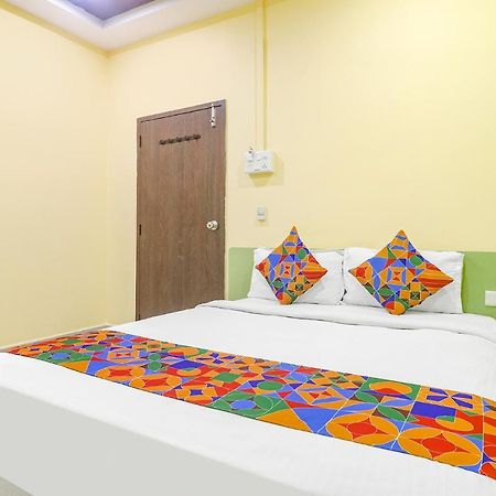 Fabexpress Airport Stay Inn - Nr Hyderabad International Airport, Shamshabad Buitenkant foto